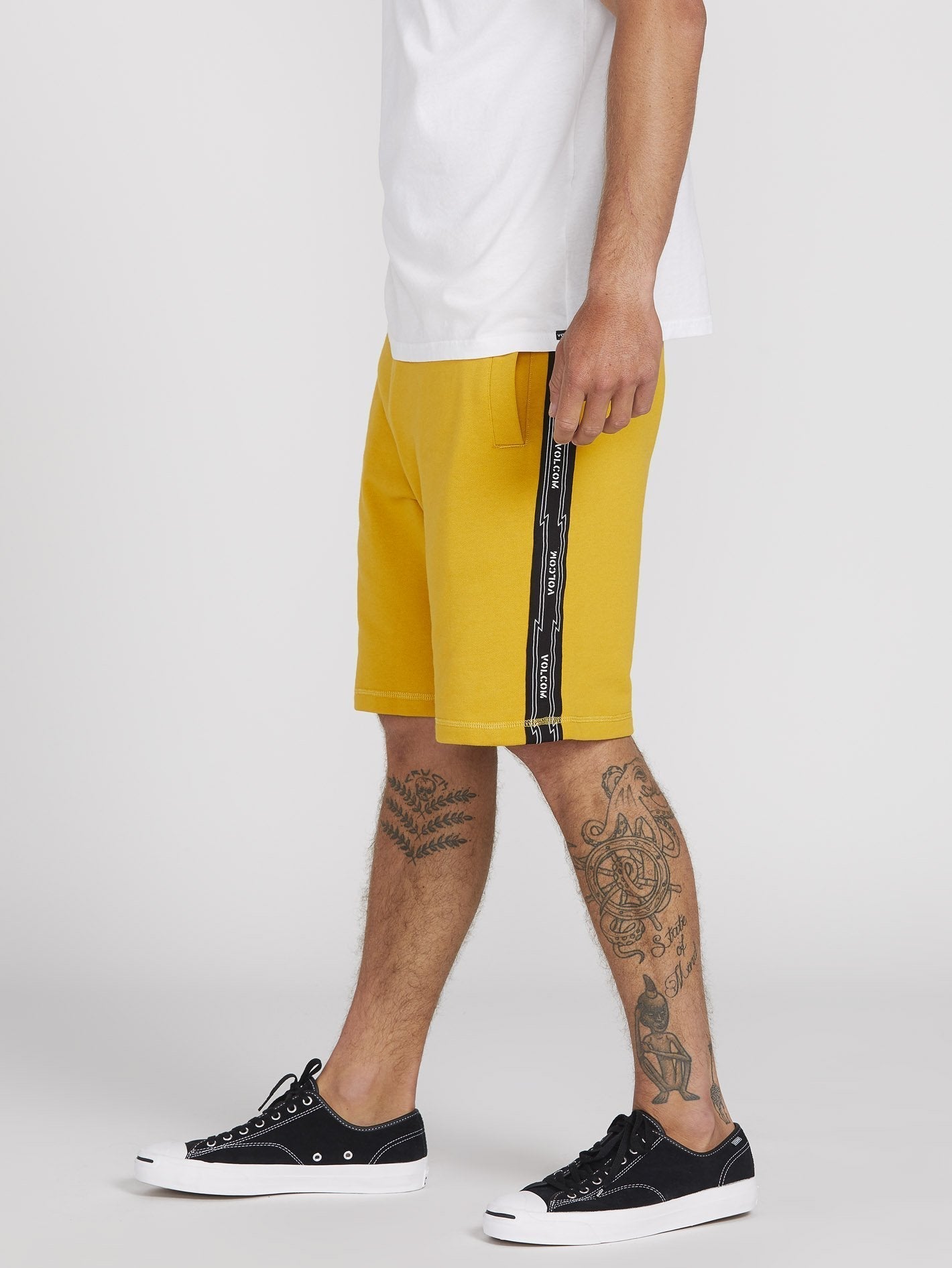 Veeline Short - Gold