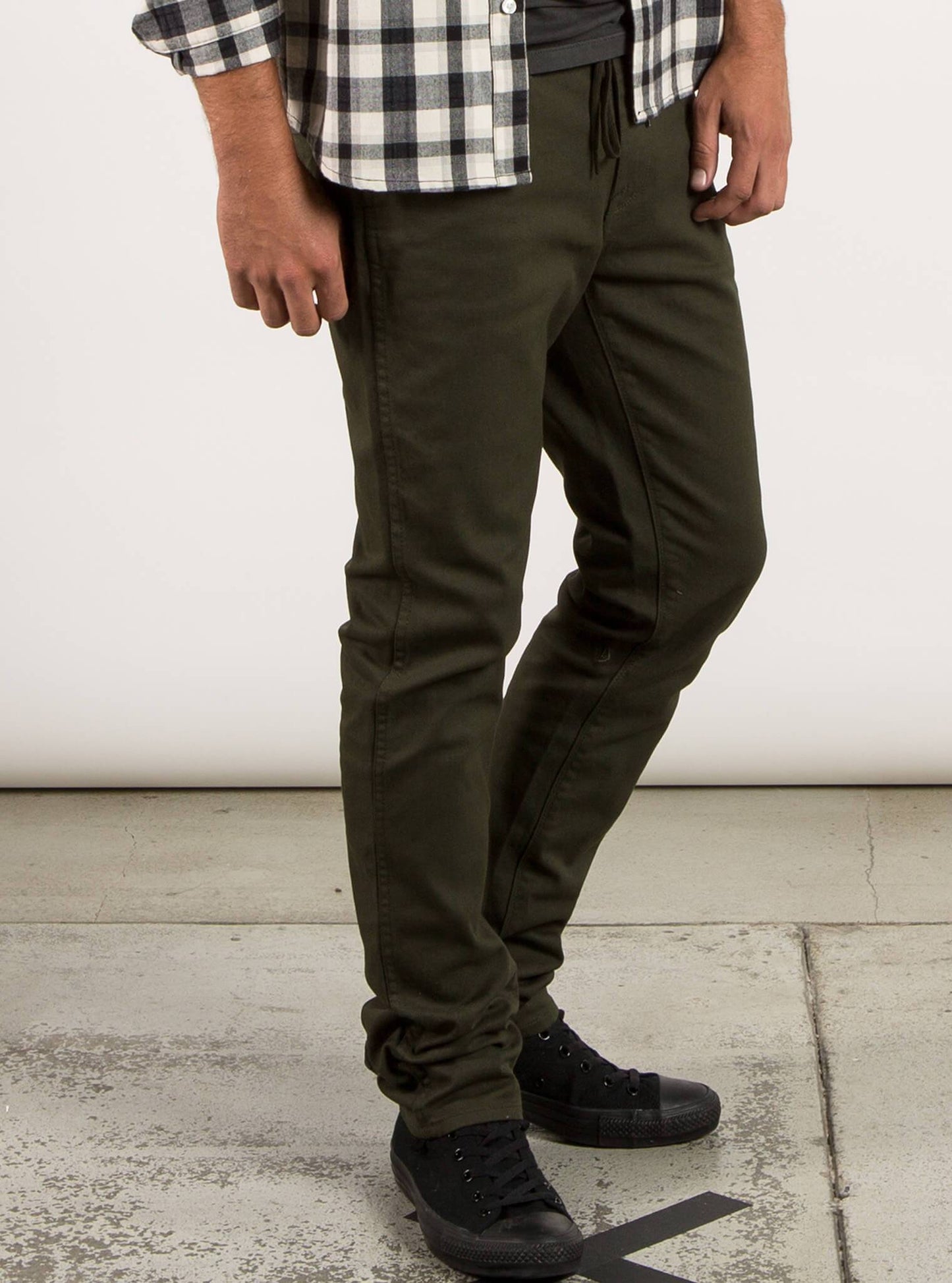 VSm Gritter Slim Chino Pants - Dark Green