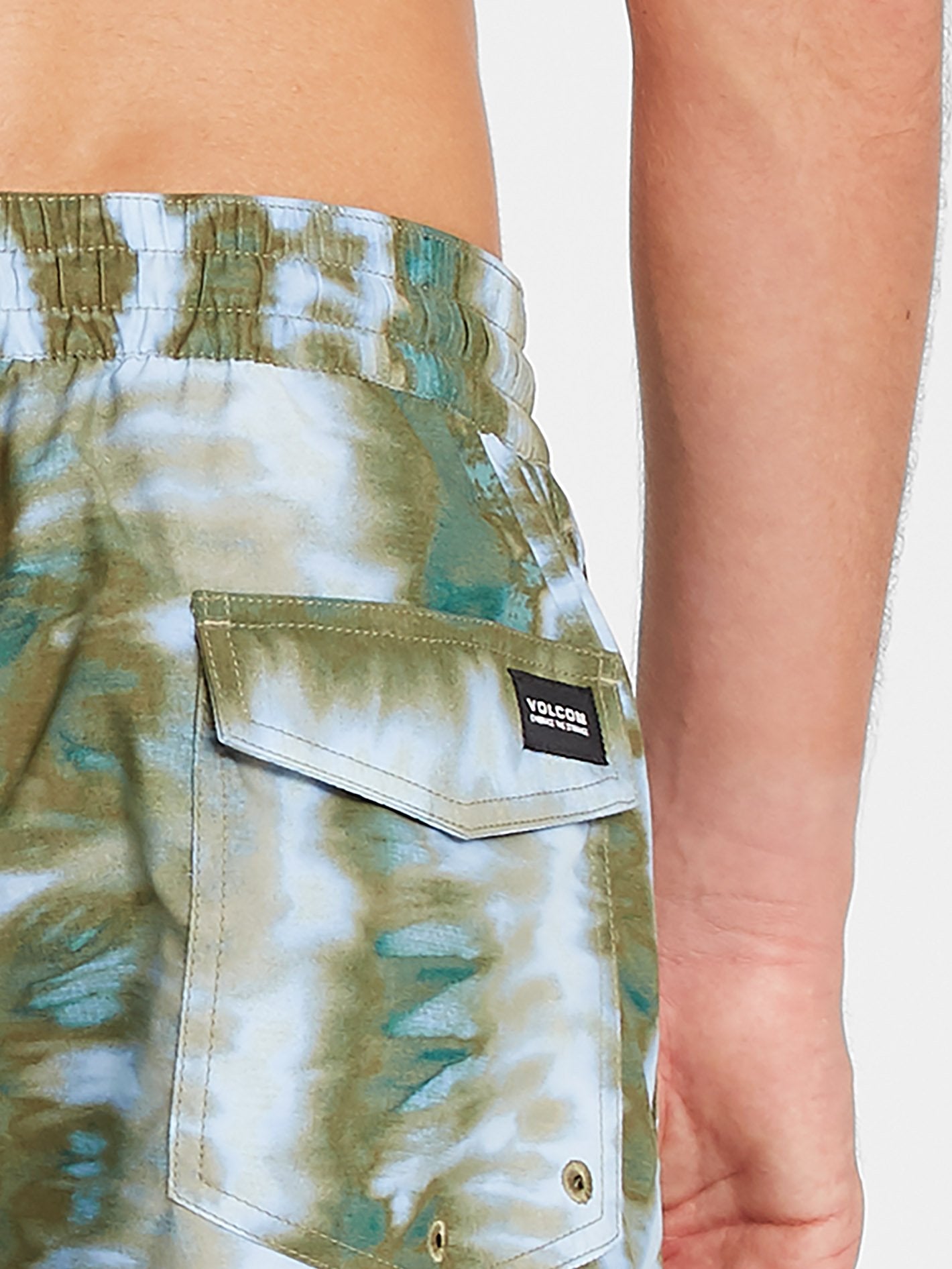 Earthly Delight Trunk 17" Boardshort - Spruce Green