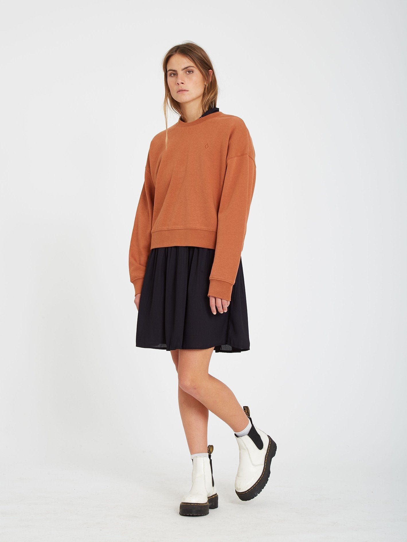 Stone Heart Sweatshirt - MOCHA