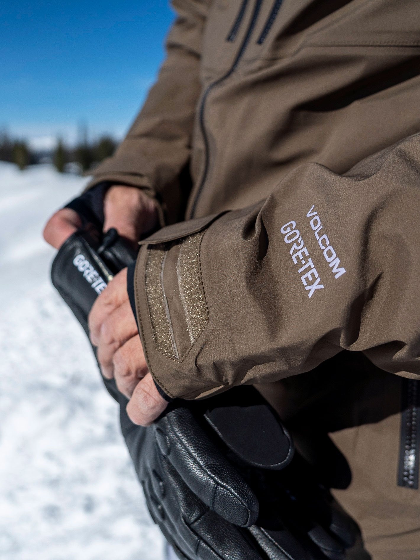 Guch Stretch Gore-Tex Jacket - DARK TEAK