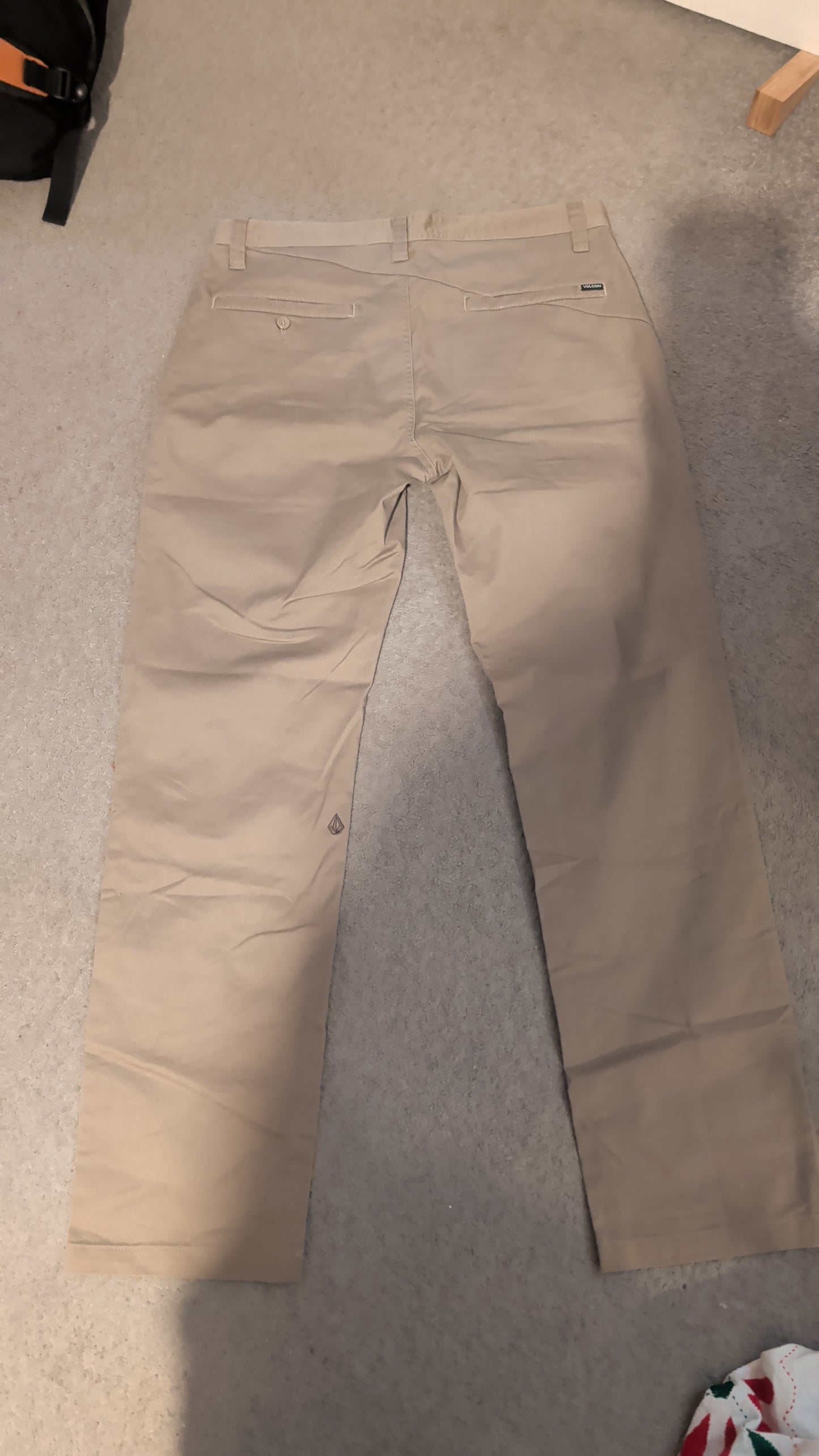 Chinos