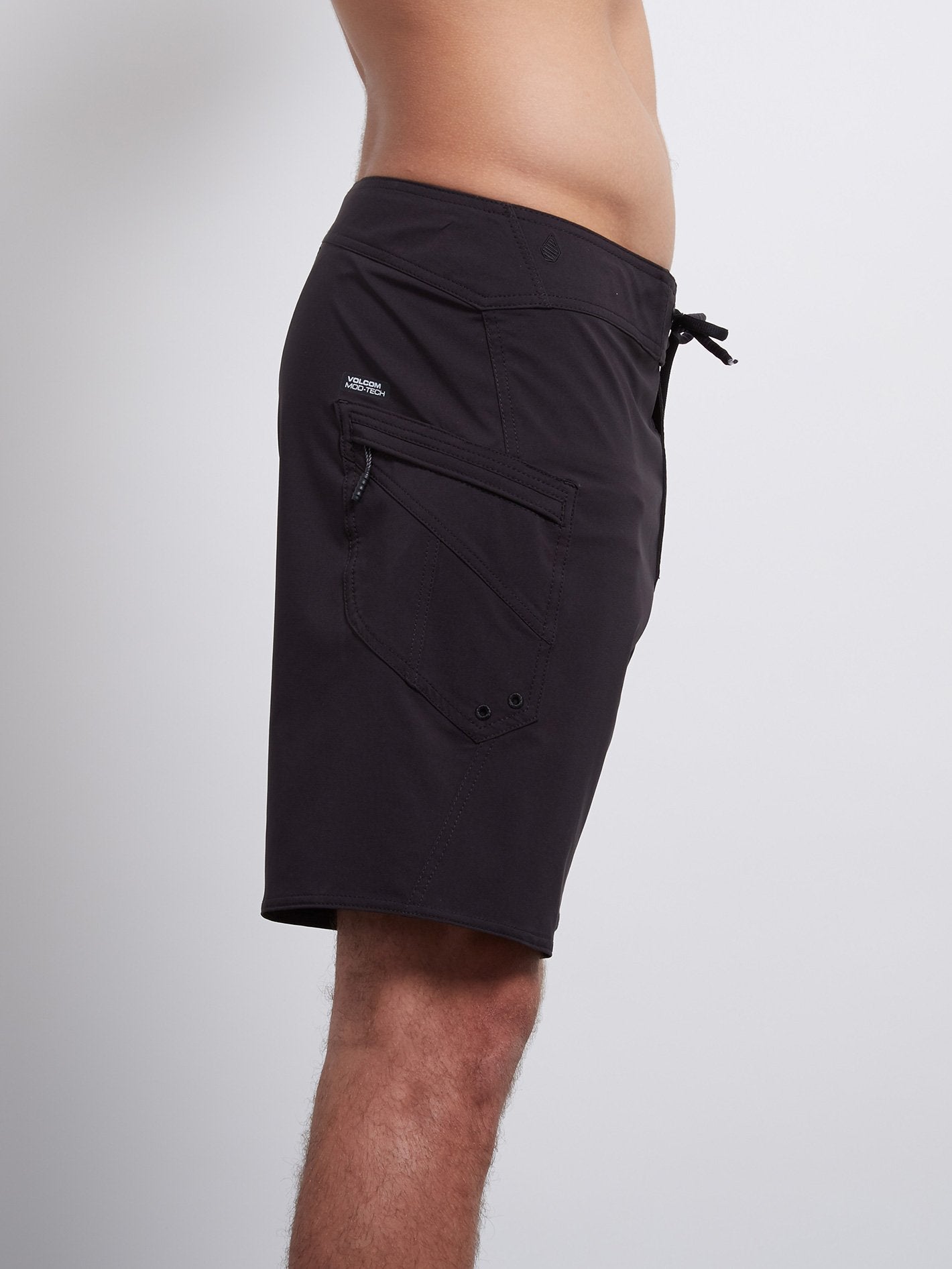 Lido Solid Mod 18 Boardshort - Black