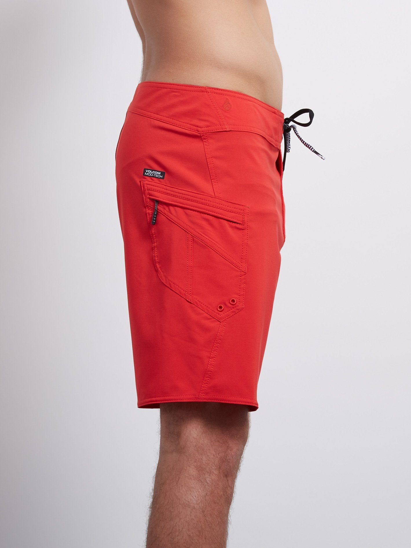 Lido Solid Mod 18 Boardshort - True Red