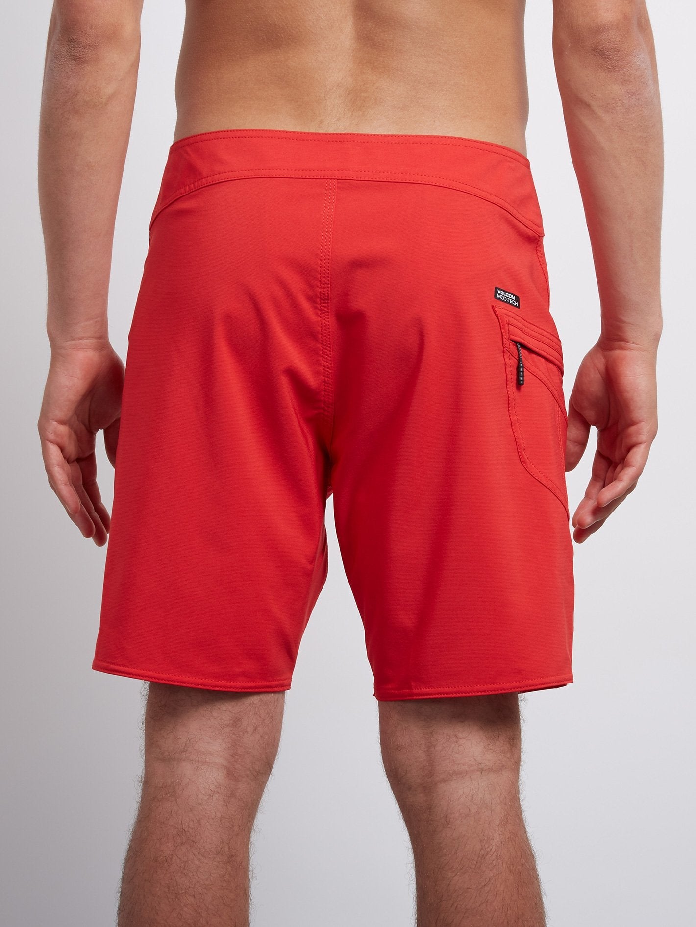 Lido Solid Mod 18 Boardshort - True Red