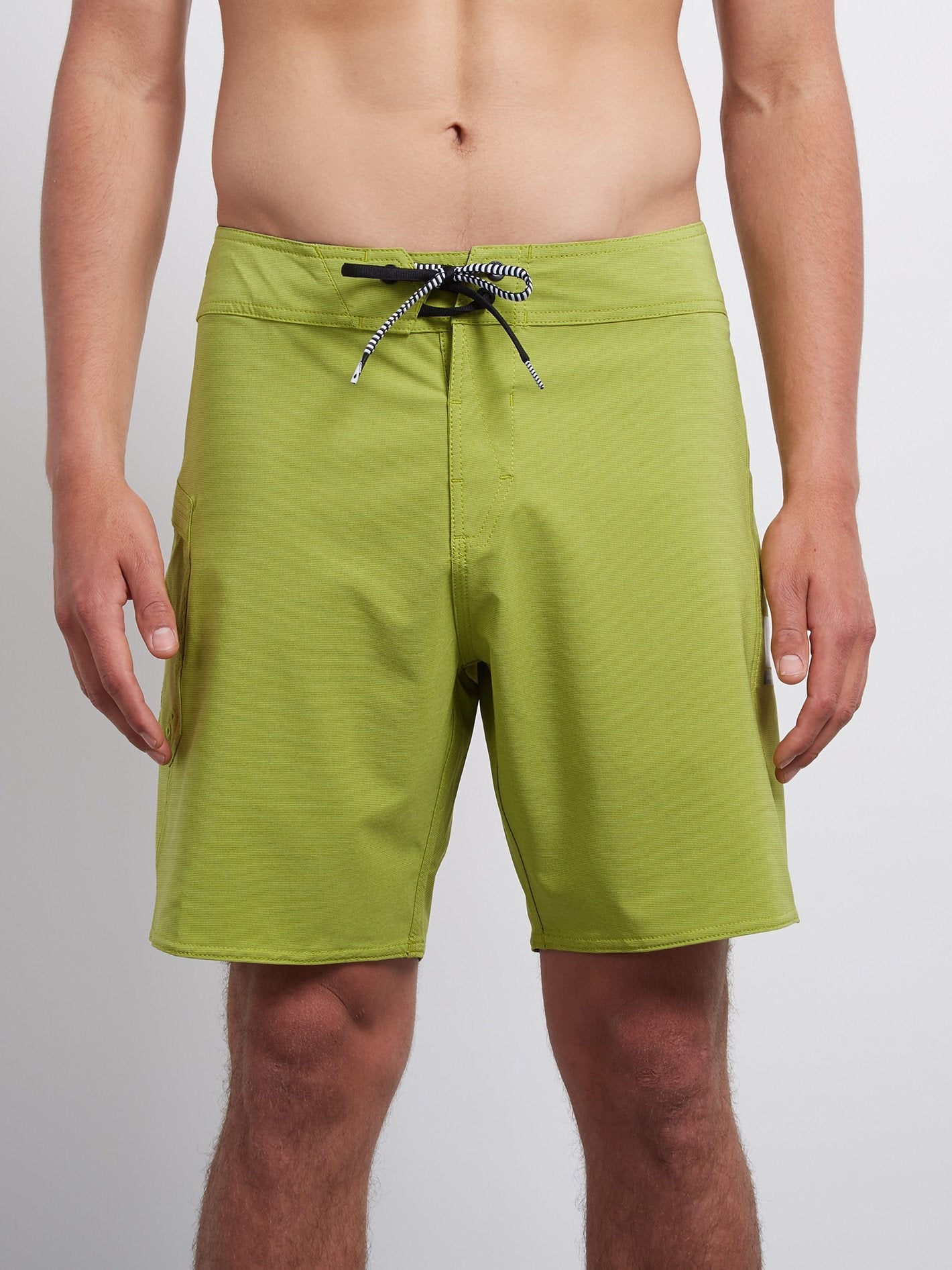 Lido Solid Mod 18 Boardshort - Thyme Green