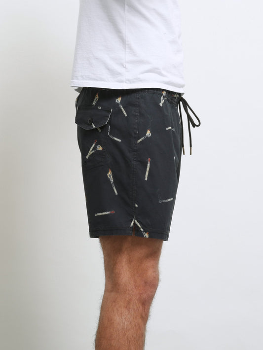 Hopbine 16 Boardshort - Black