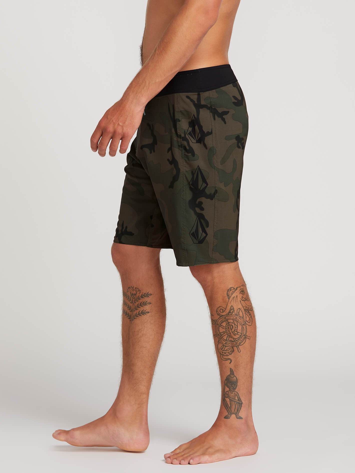 Deadly Stones 20" Boardshort  - Camouflage