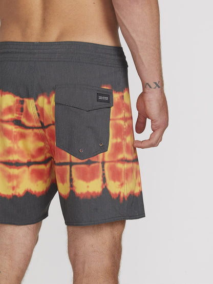Trip Trip Stoney 16" Boardshort - Black