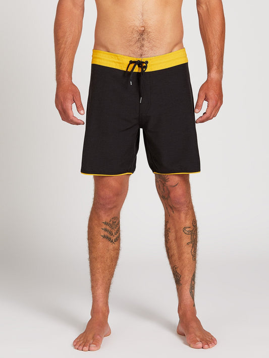 Barnacle Stoney 17" Boardshort - Black