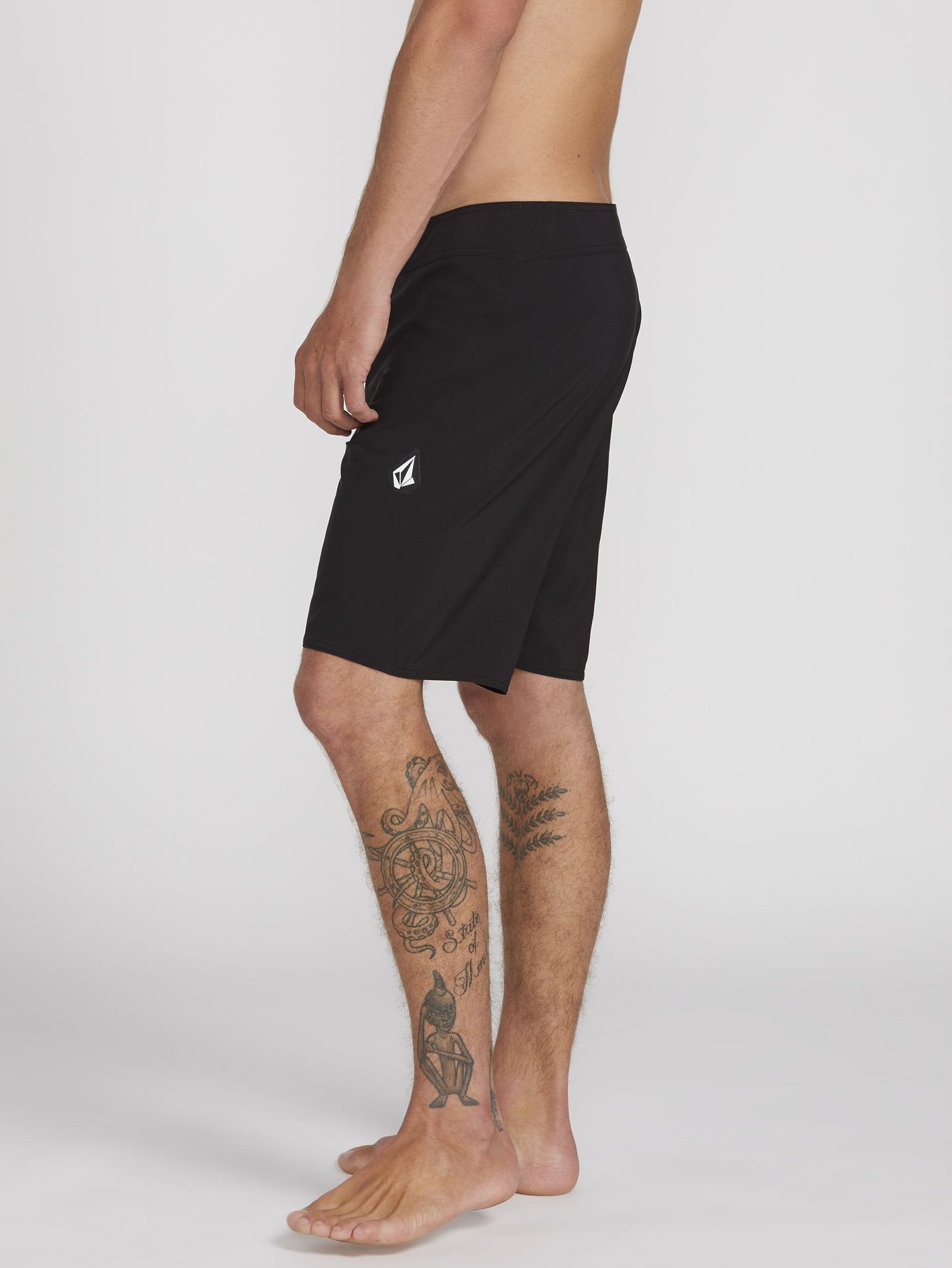 Lido Solid Mod 20" Boardshort - Black