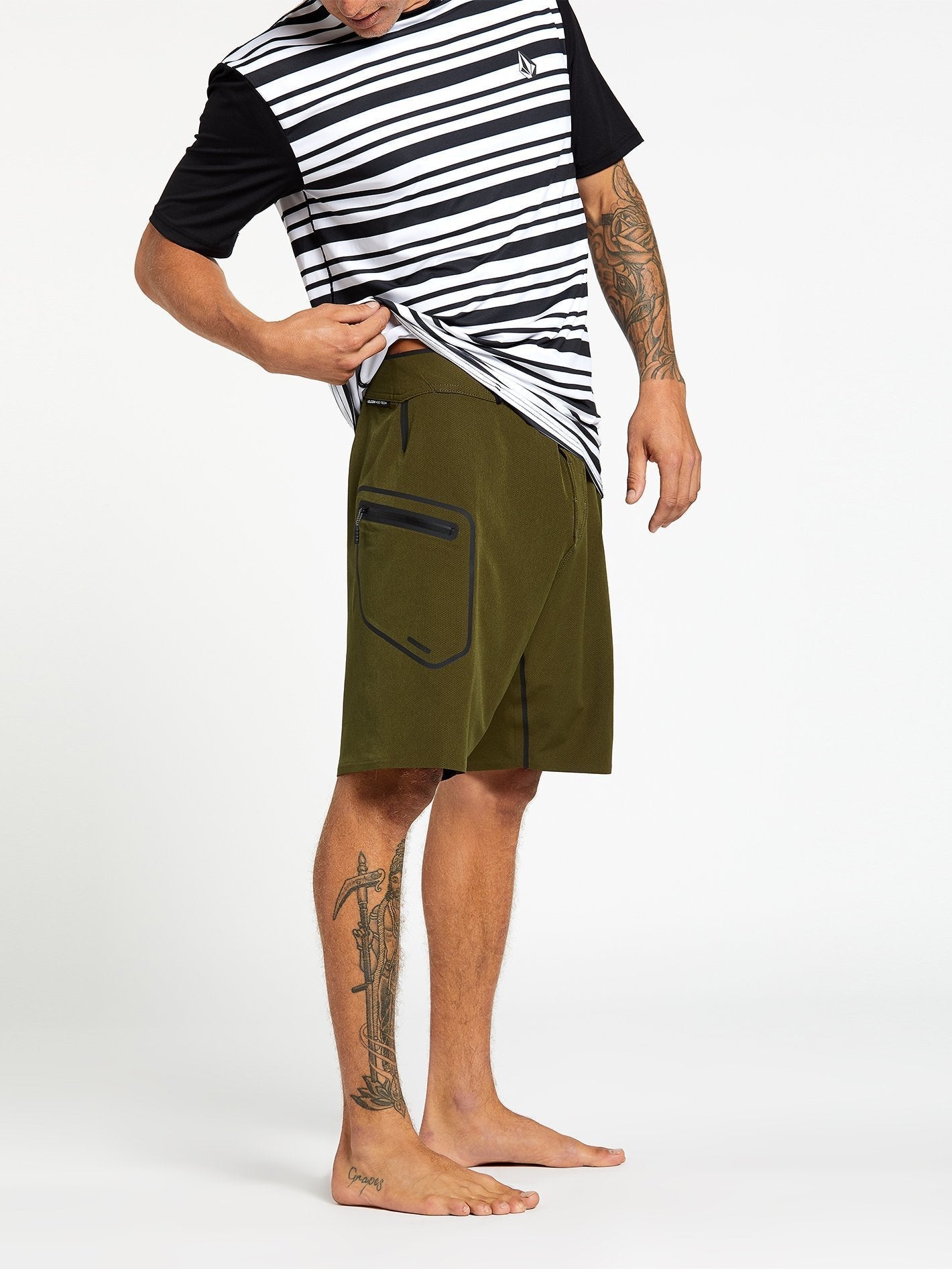 Deadly Plus Mod 20" Boardshort - Military