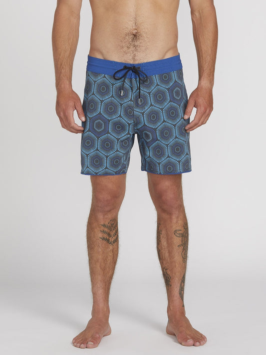 Sun Medallion 16" Boardshort - Black