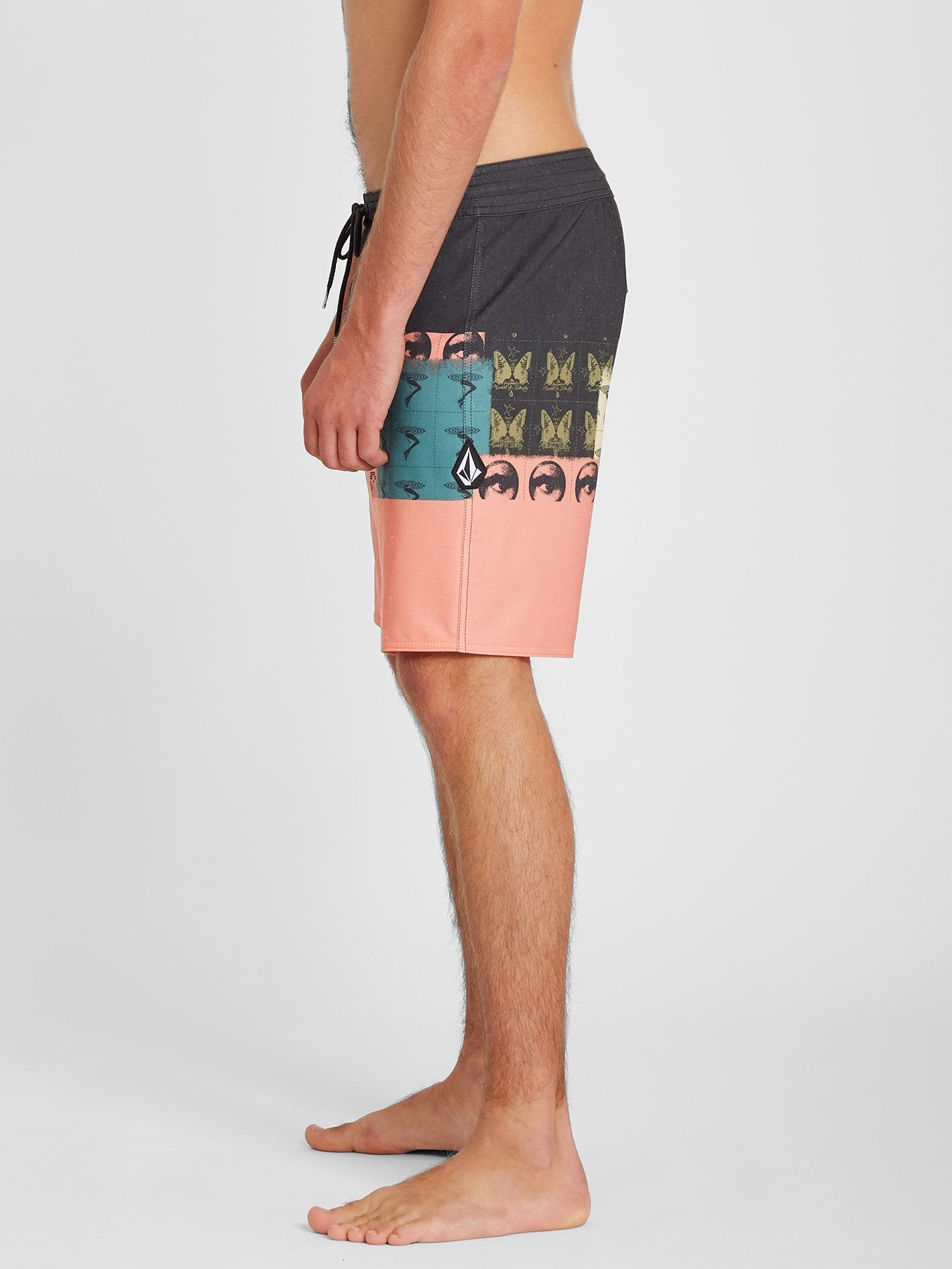 Tropic Blotter Panel 18" Boardshort - Black