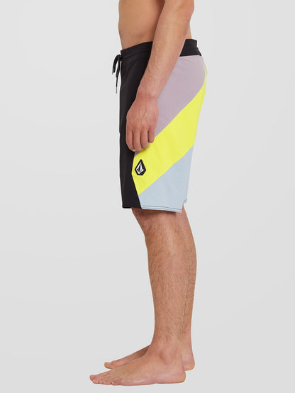 Redeemer Liberators 18" Boardshort - BLACK