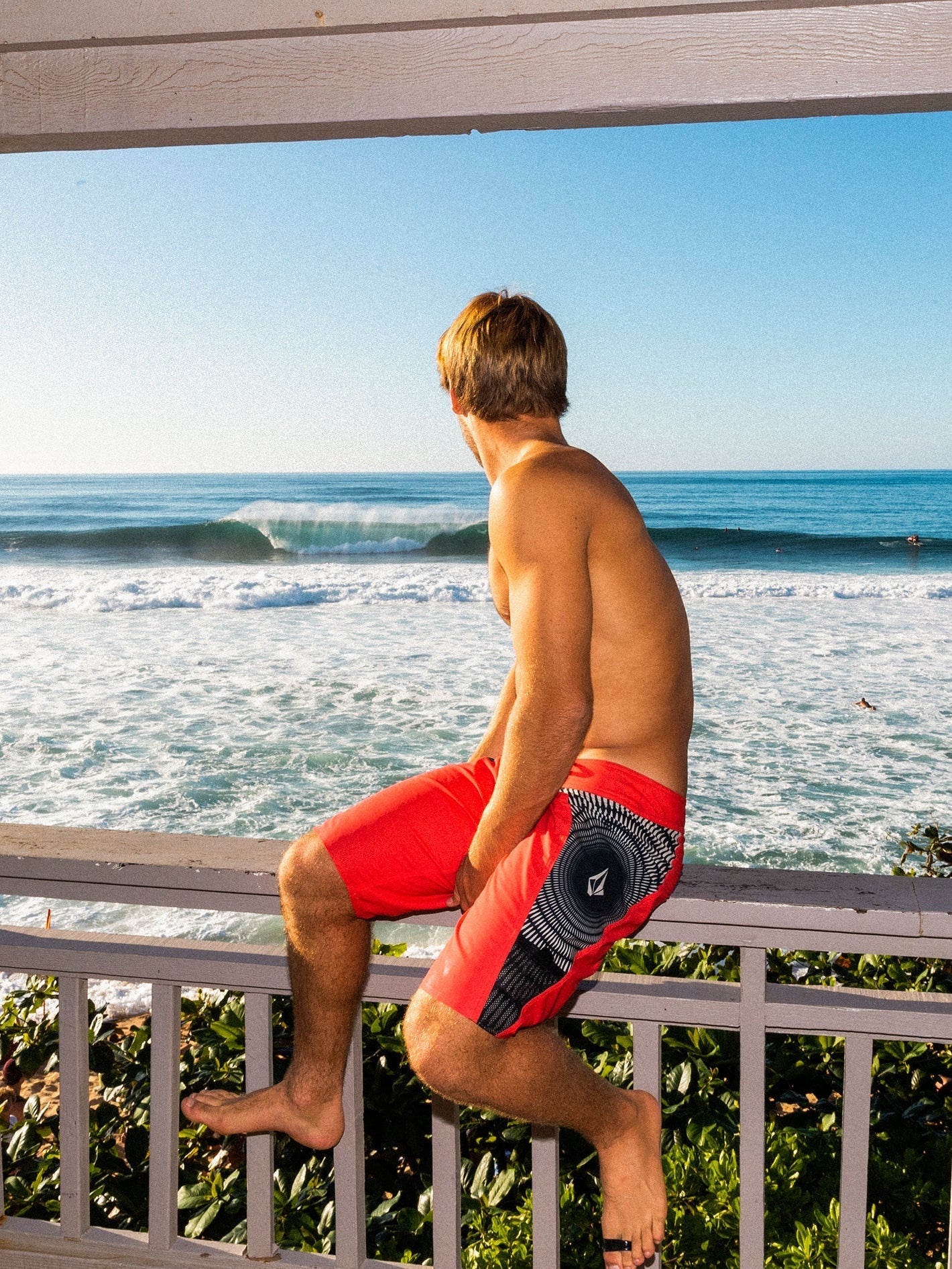 Surf Vitals J Robinson Mod-tech 20" Boardshort - CAYENNE