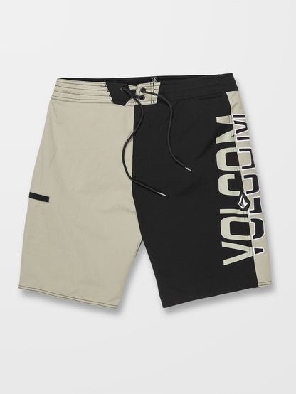Surf Vitals Noa Deane 21" Boardshort - BLACK