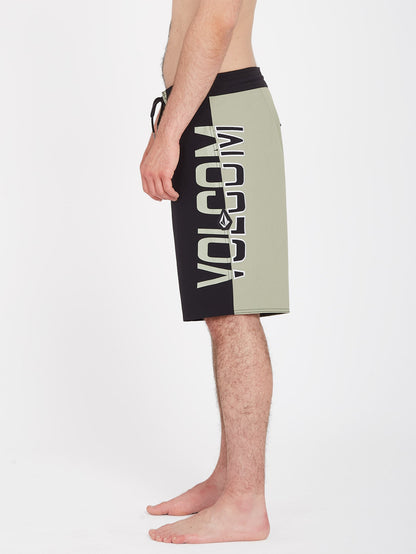 Surf Vitals Noa Deane 21" Boardshort - BLACK