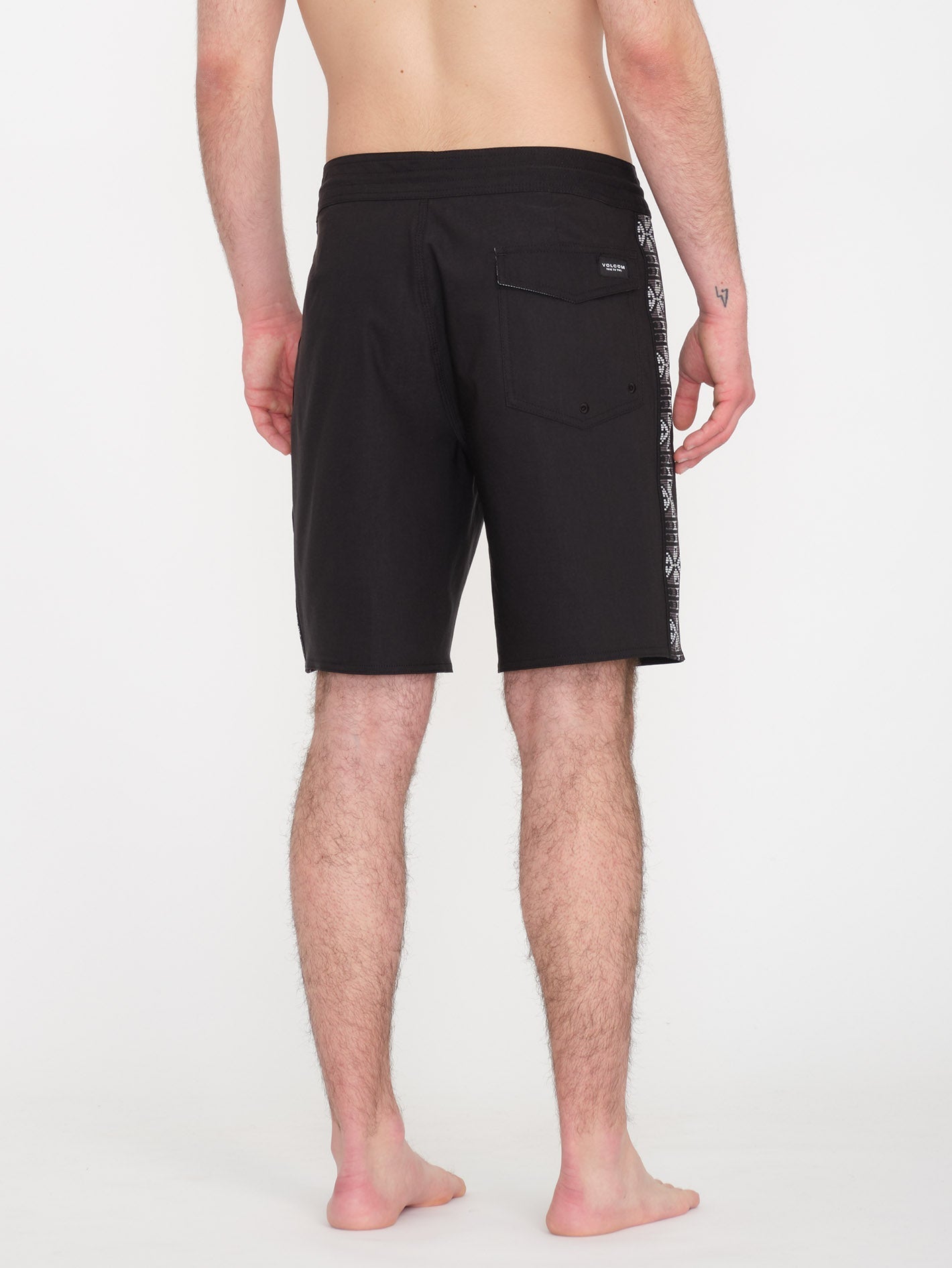 V Ent Hockey Dad Stoney 19" Boardshort - BLACK