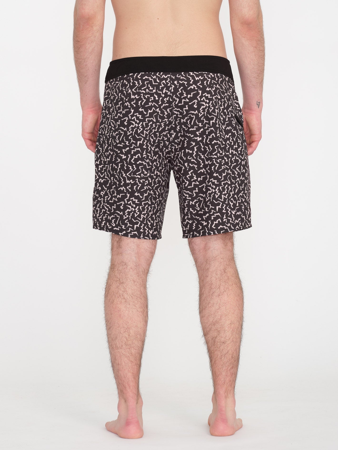 Asphalt Beach Mod 18" Boardshort - BLACK