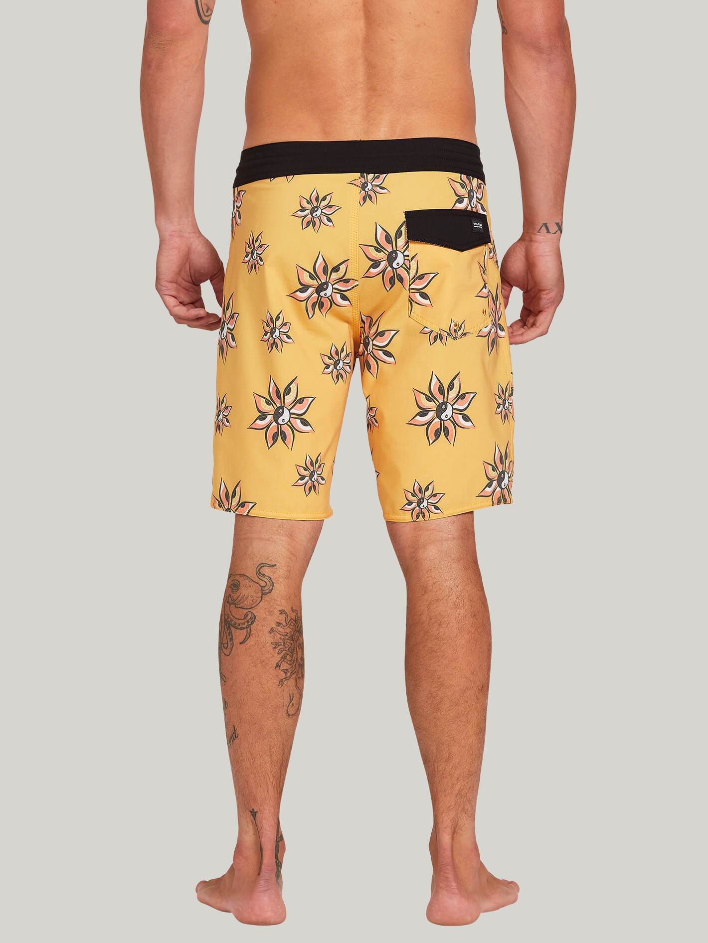 Burch Stoney 19" Boardshort  - MINERAL YELLOW