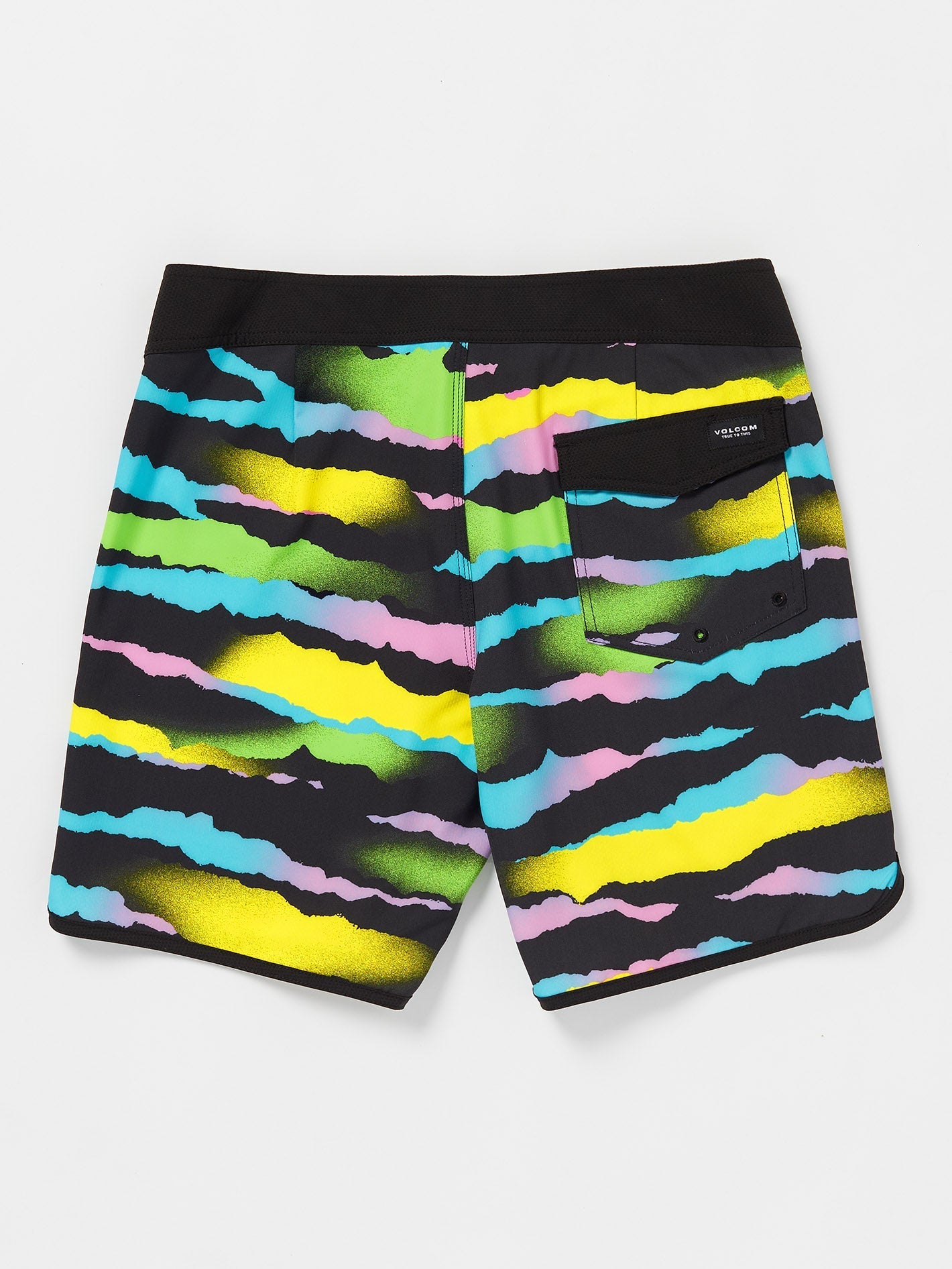Zebra Shield Scallop Mod 18" Boardshort - Black