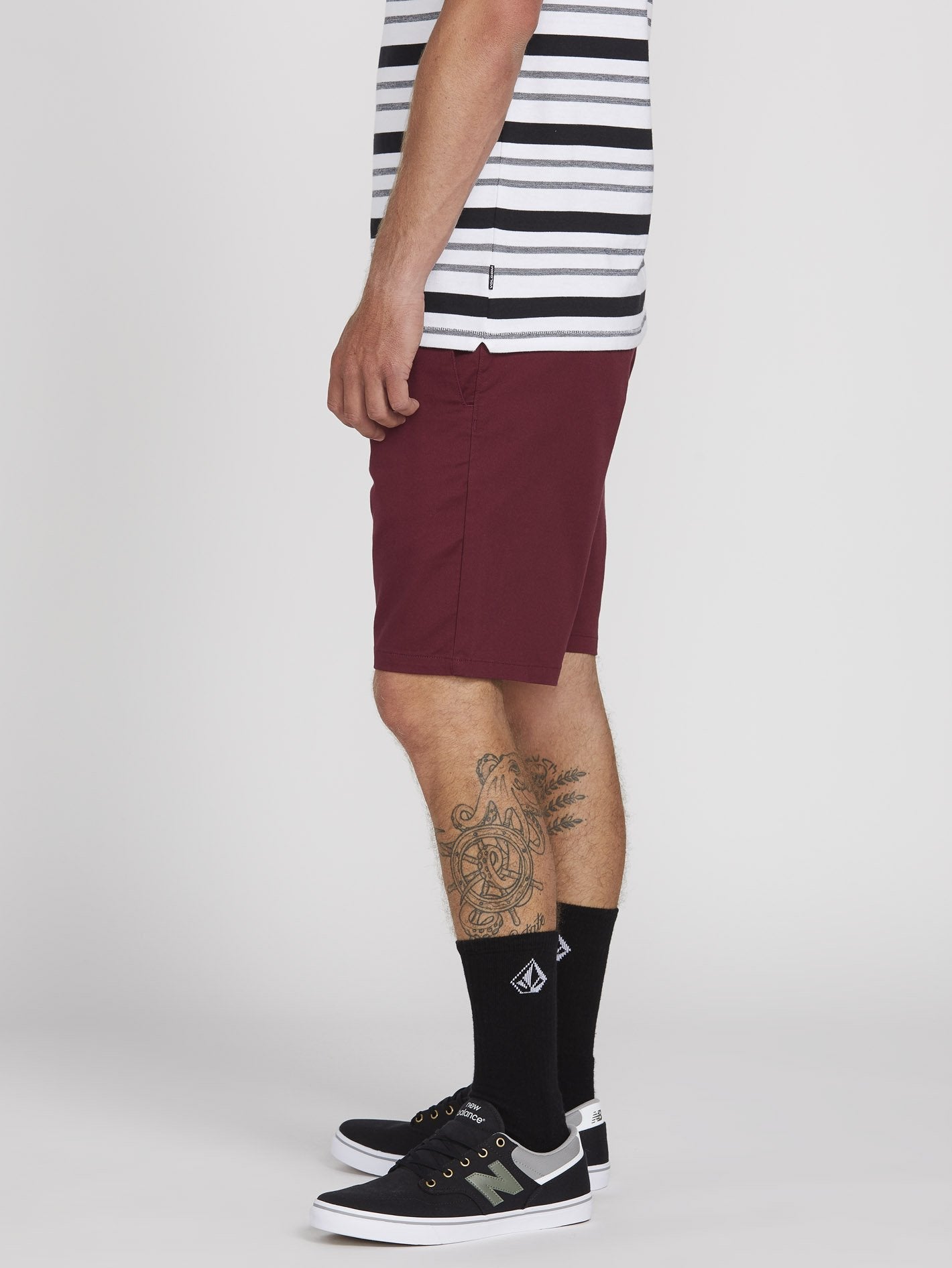 Frickin Modern Stretch 19" Short - Pinot