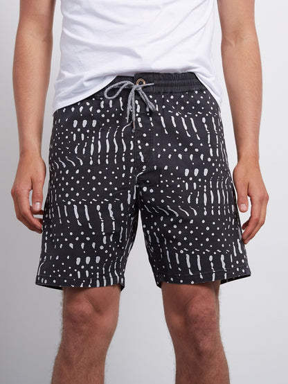 Nowhere Short - Black