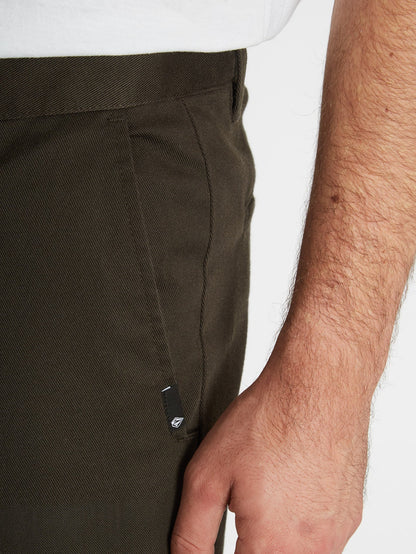 Loose Truck Chino Trousers - RINSED BLACK