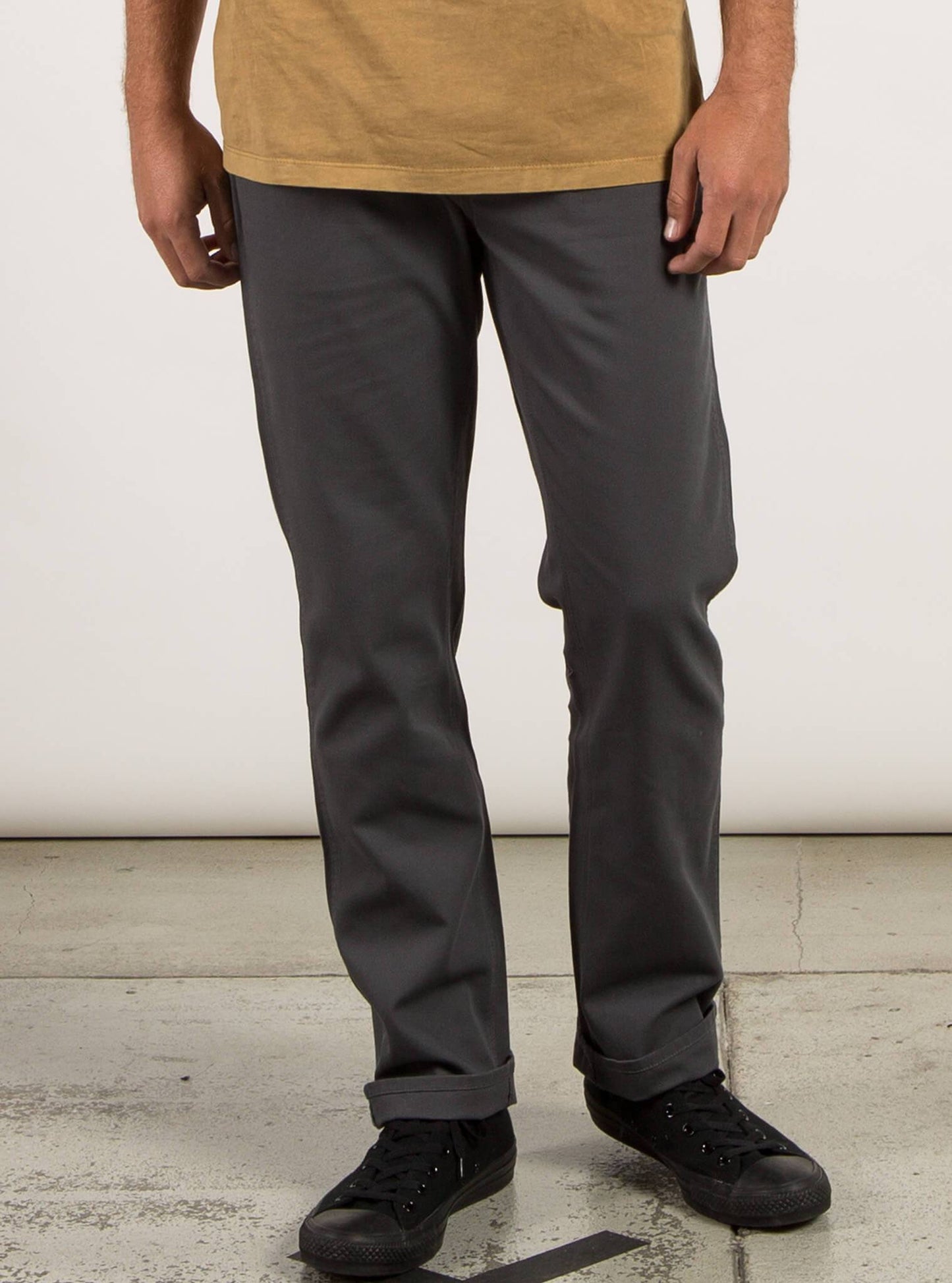 VSm Gritter Modern Chino Pants - Asphalt Black
