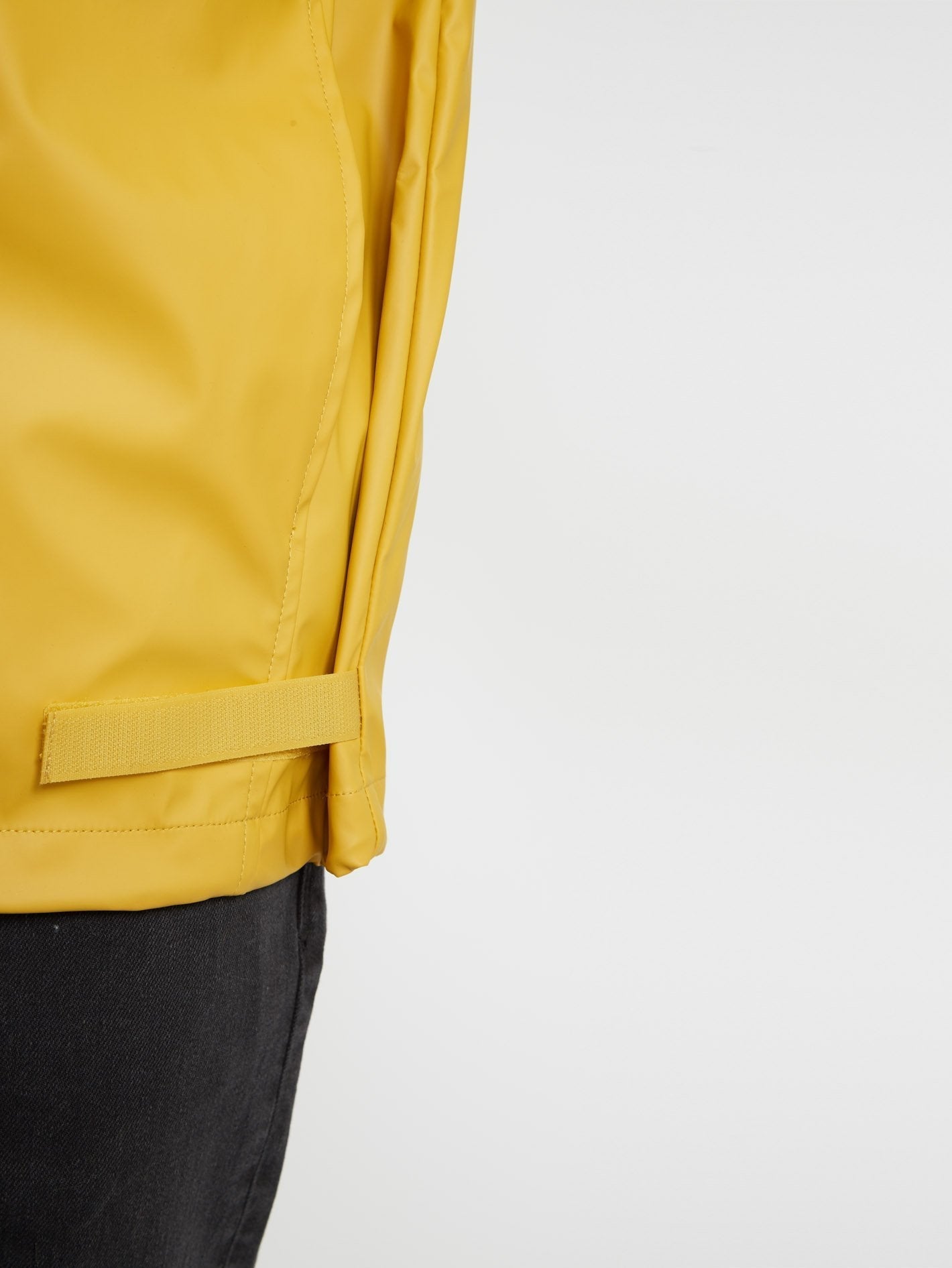 V Smock Jacket - Gold
