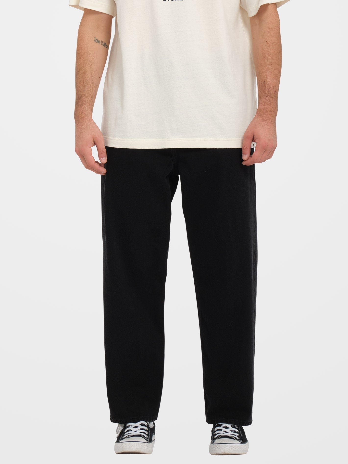 Billow Tapered Jeans - BLACK