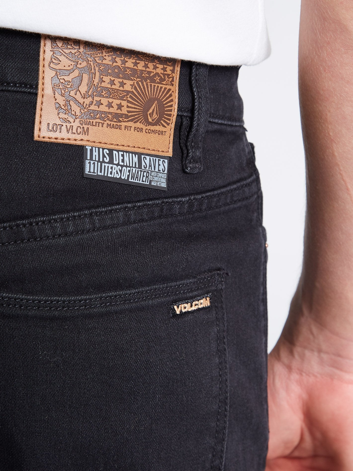 Solver Tapered Denim - Black Out