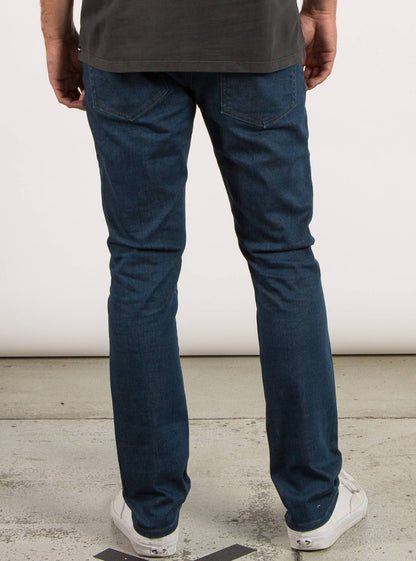 Solver Tapered Jeans - Free Blue