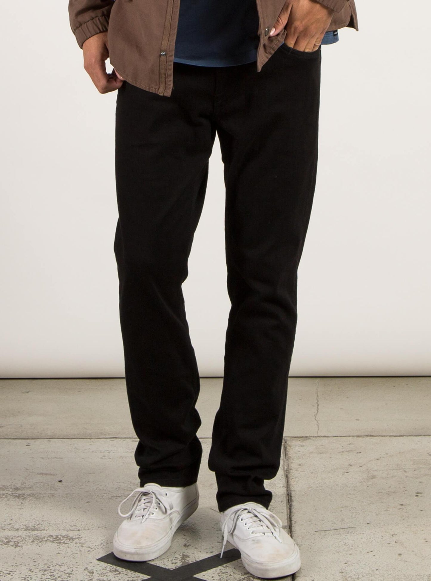 Solver Tapered Jeans - Twilight Black