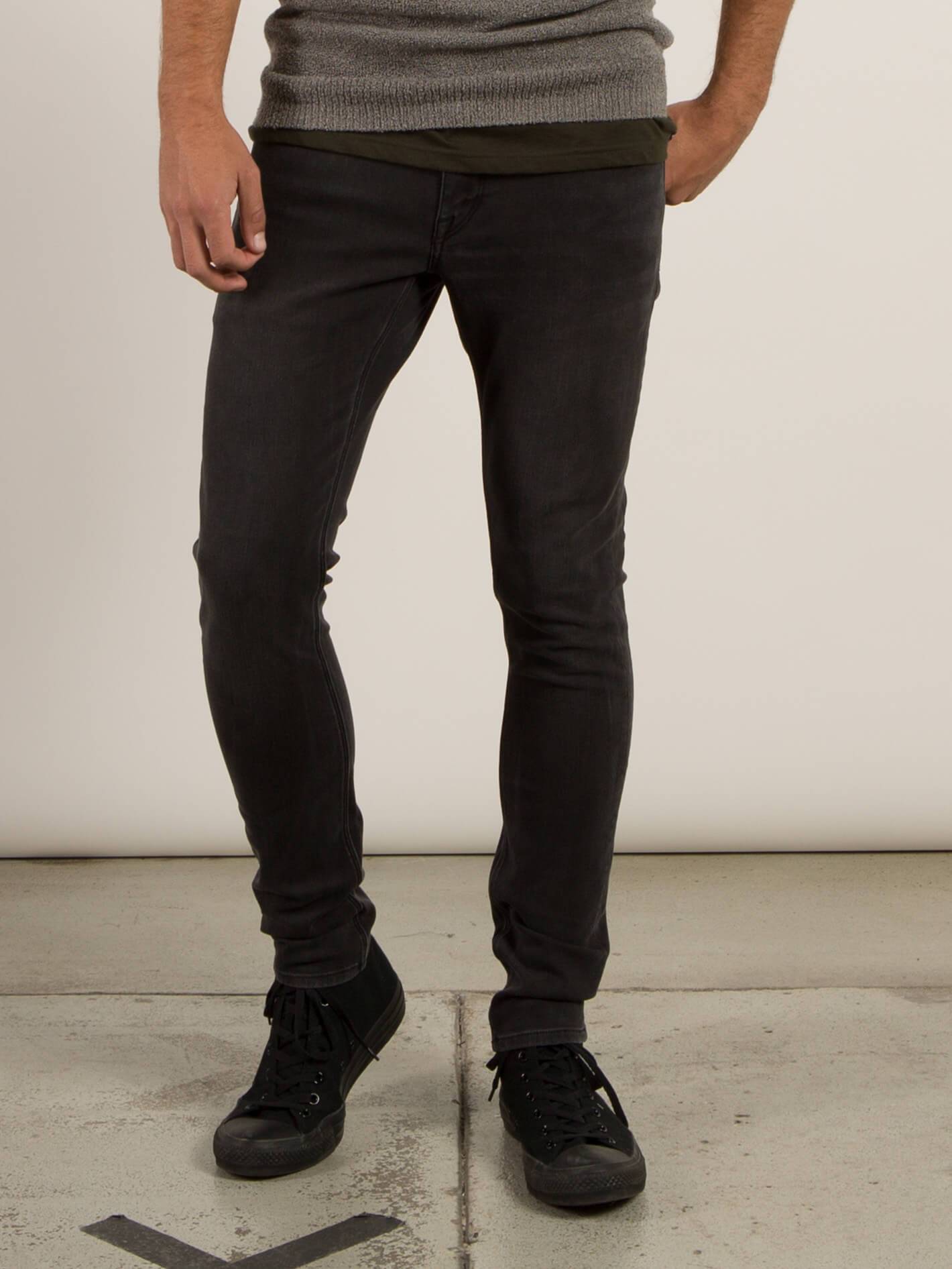 2X4 Tapered Jeans - Sulfur Black