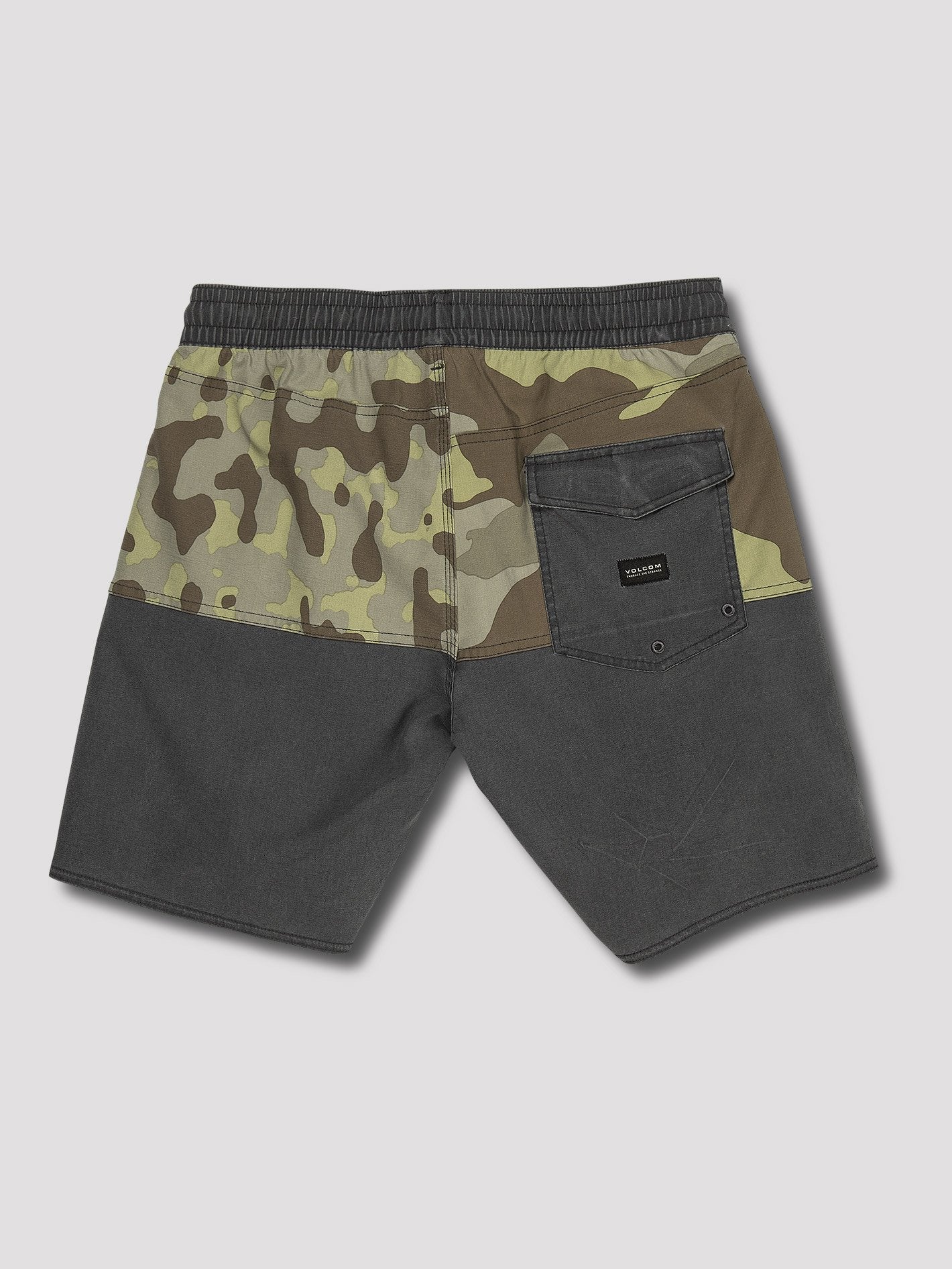 Vibes Trunks 18" Hybrid Short - Camouflage