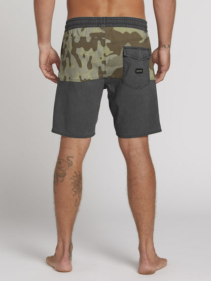 Vibes Trunks 18" Hybrid Short - Camouflage