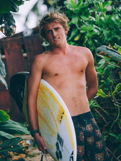 OZZIE TRUNK 17"
