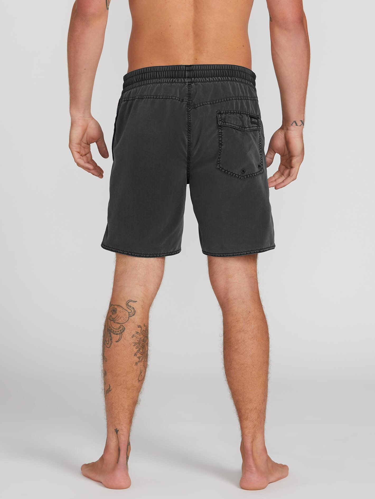 Center Trunk 17" Boardshort - BLACK