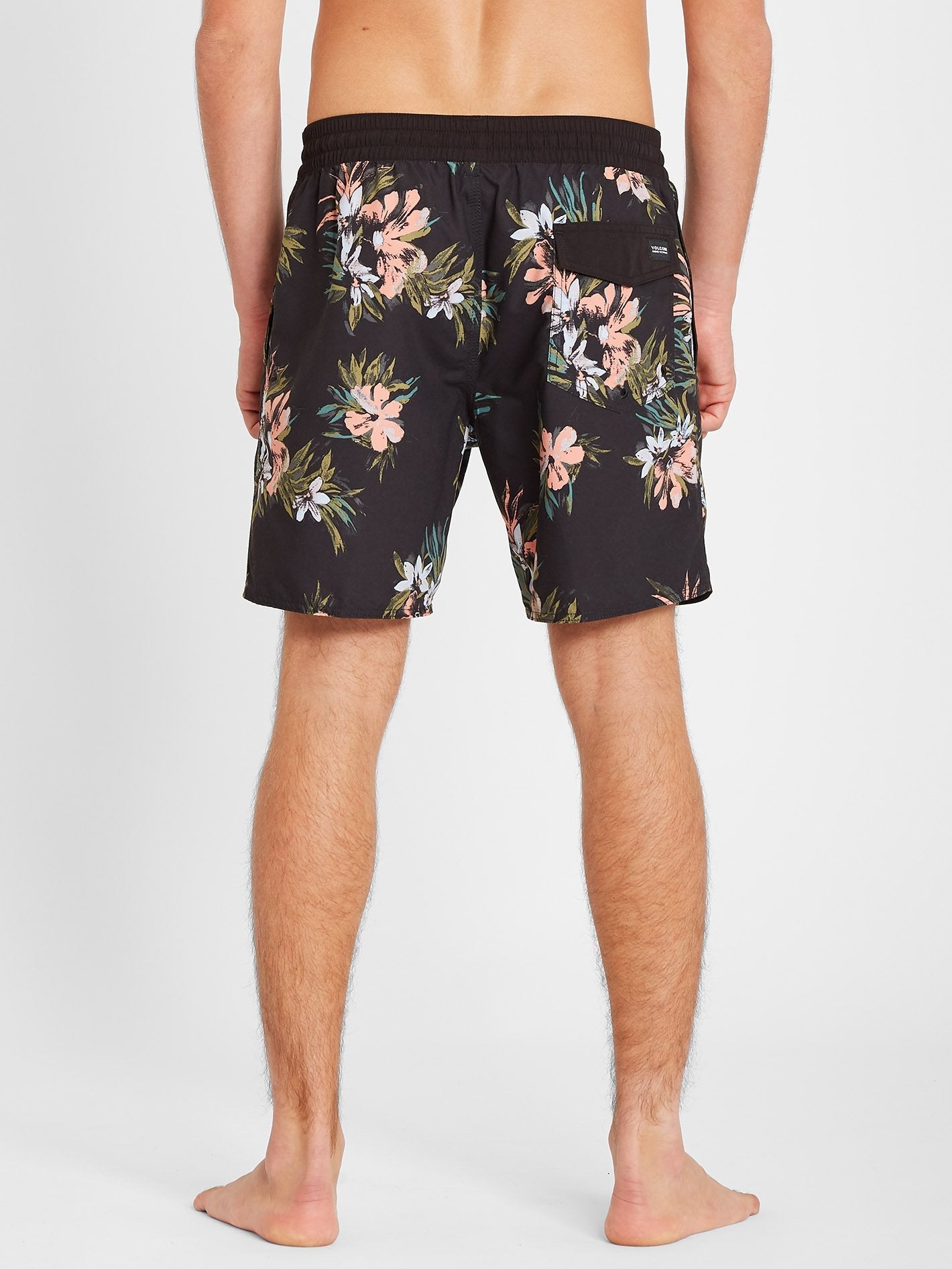 Earthly Delight Trunk 17" Boardshort - Black