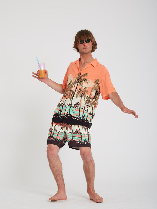 Novelty Trunk 17" Boardshort - LIVING CORAL