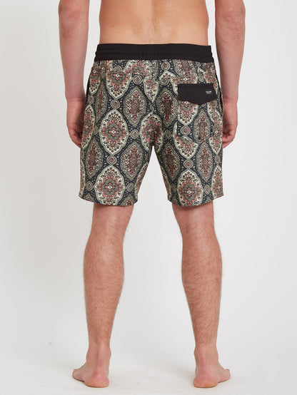 Eu Trunk 17" Boardshort - BLACK