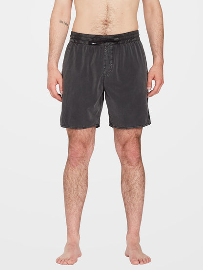 Center Trunk 17" Boardshort - BLACK