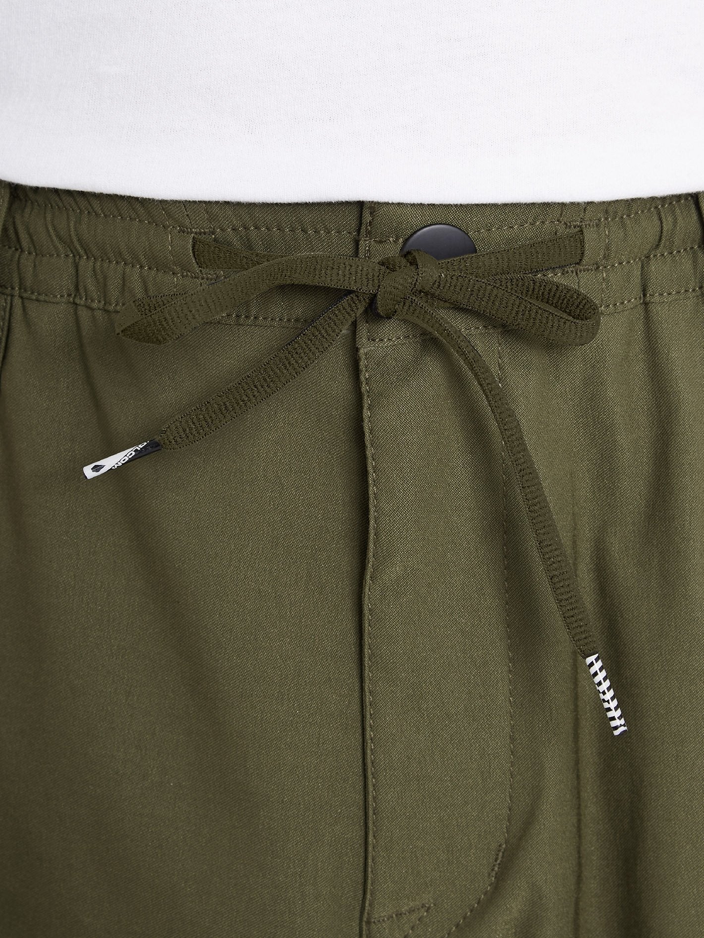 Skate Vitals Cargo Hybrid 21" Short - MILITARY