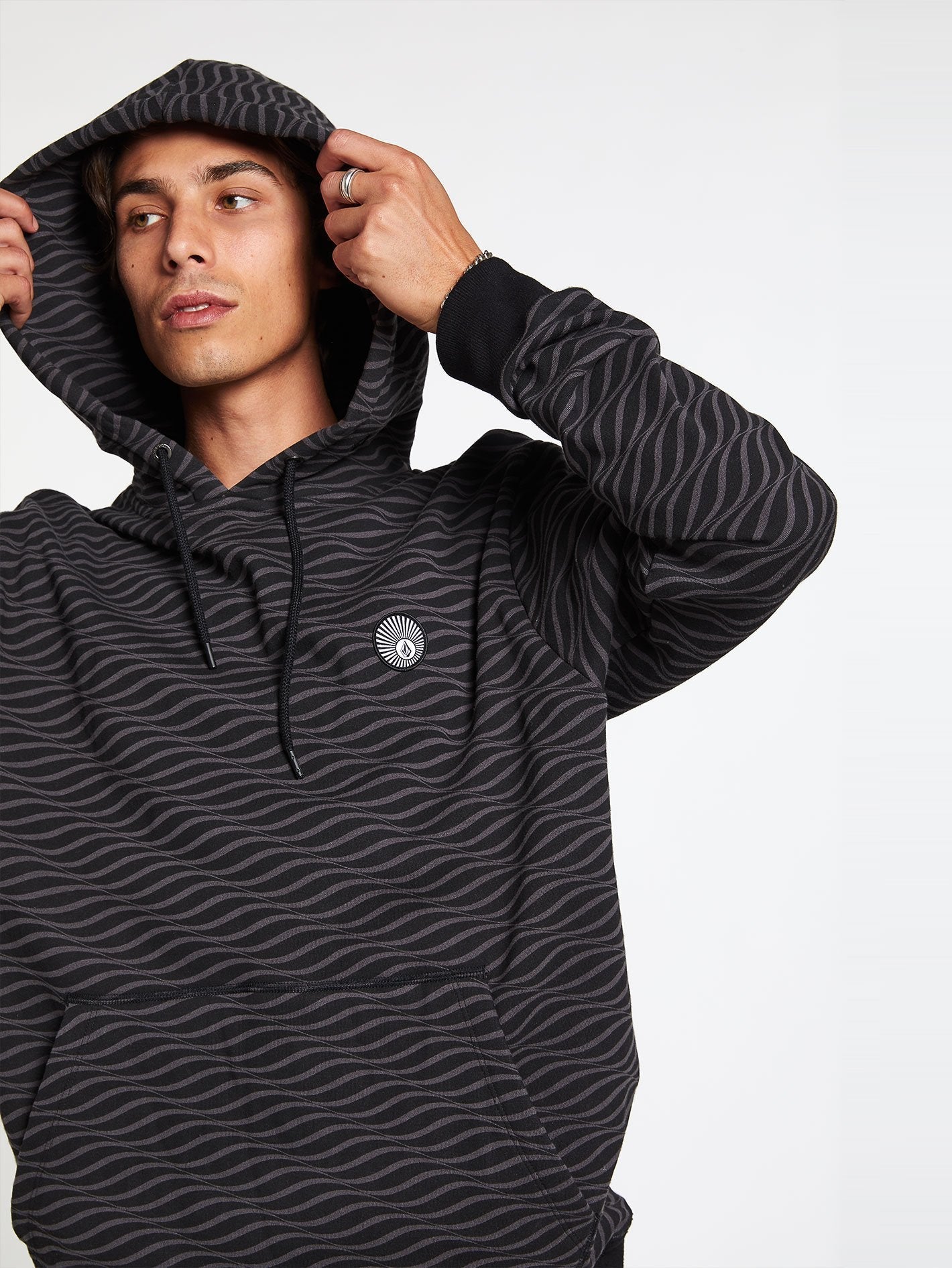 Levstone Vibes Pullover - Black