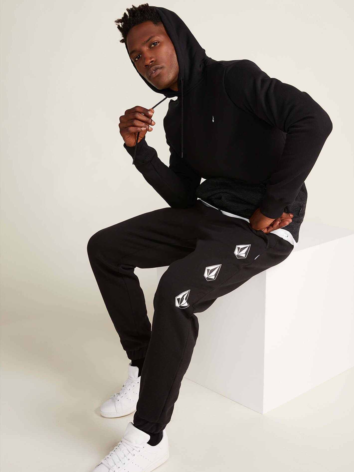 Single Stone Div Sweaters - Sulfur Black