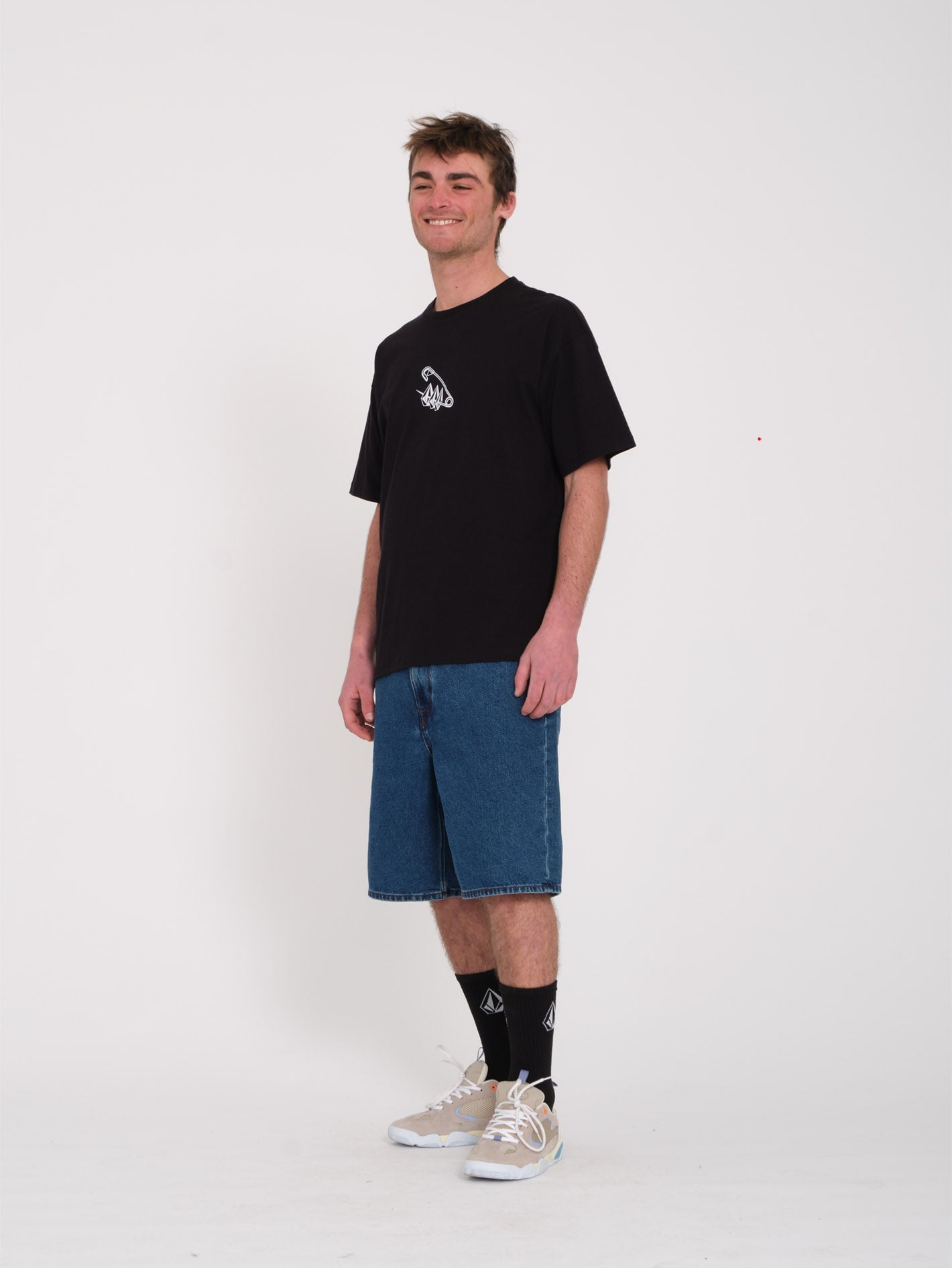 Pinedstones T-shirt - BLACK