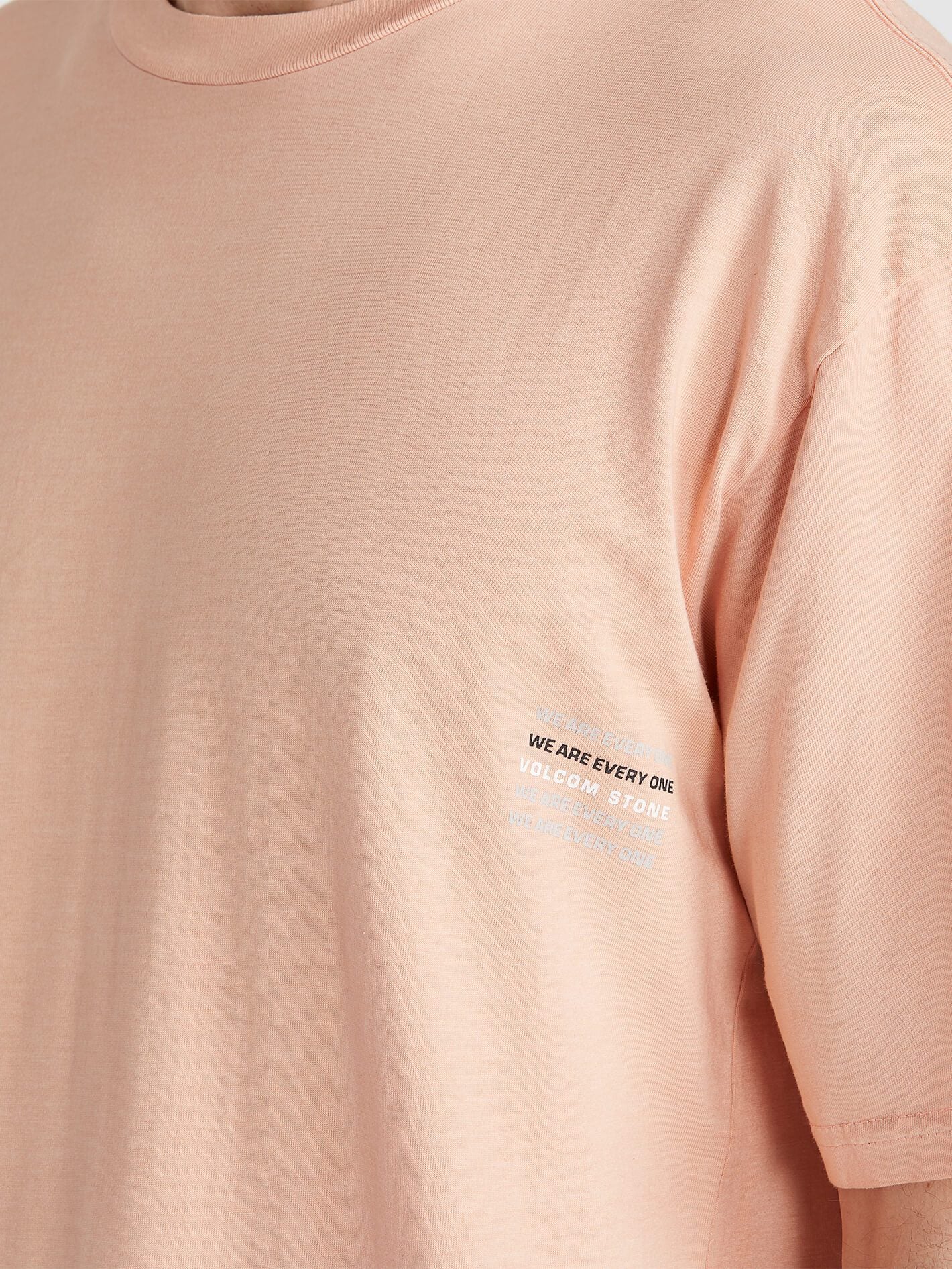EVERYONE S/S TEE