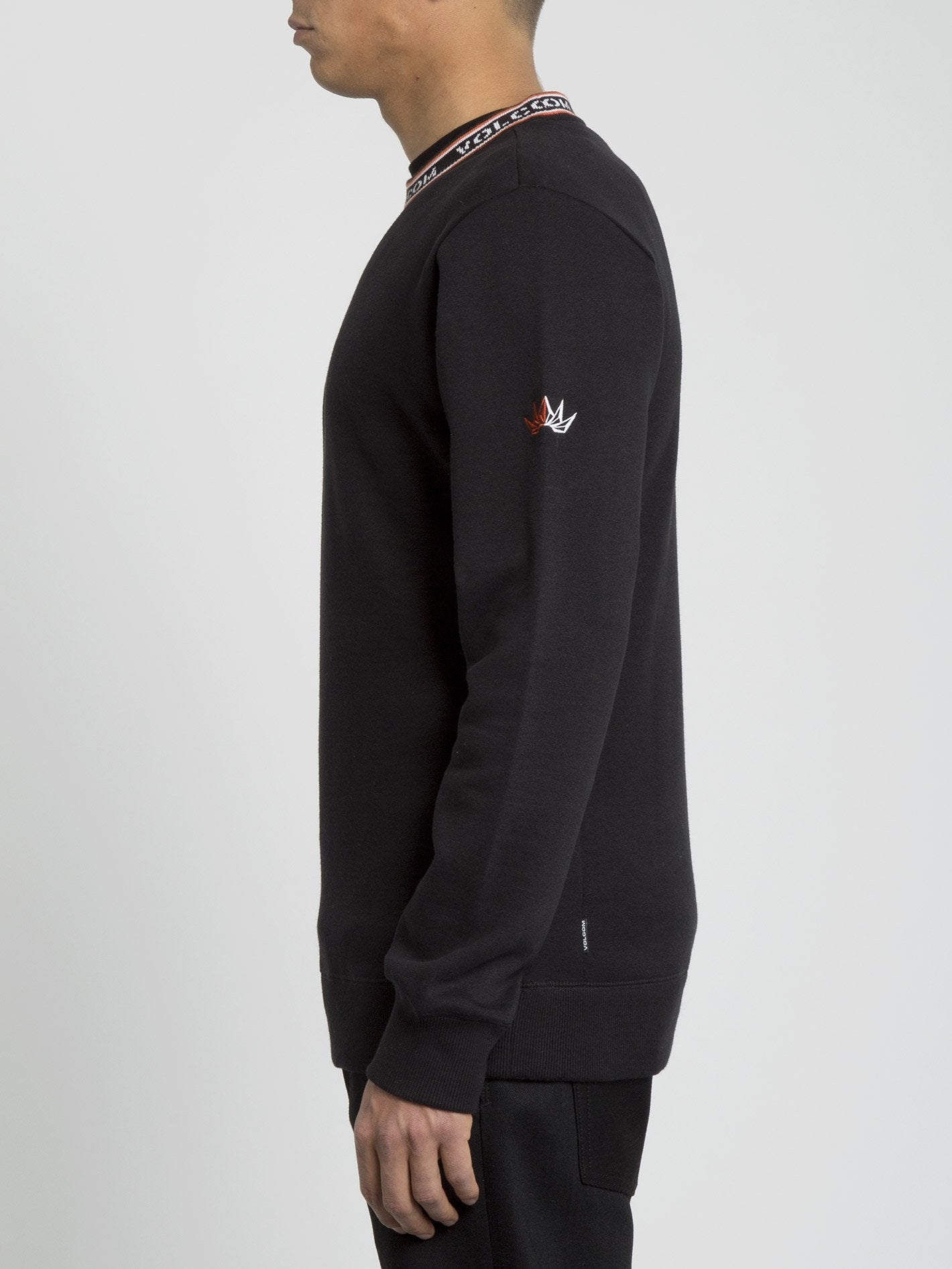Forward To Past Sweater - Black